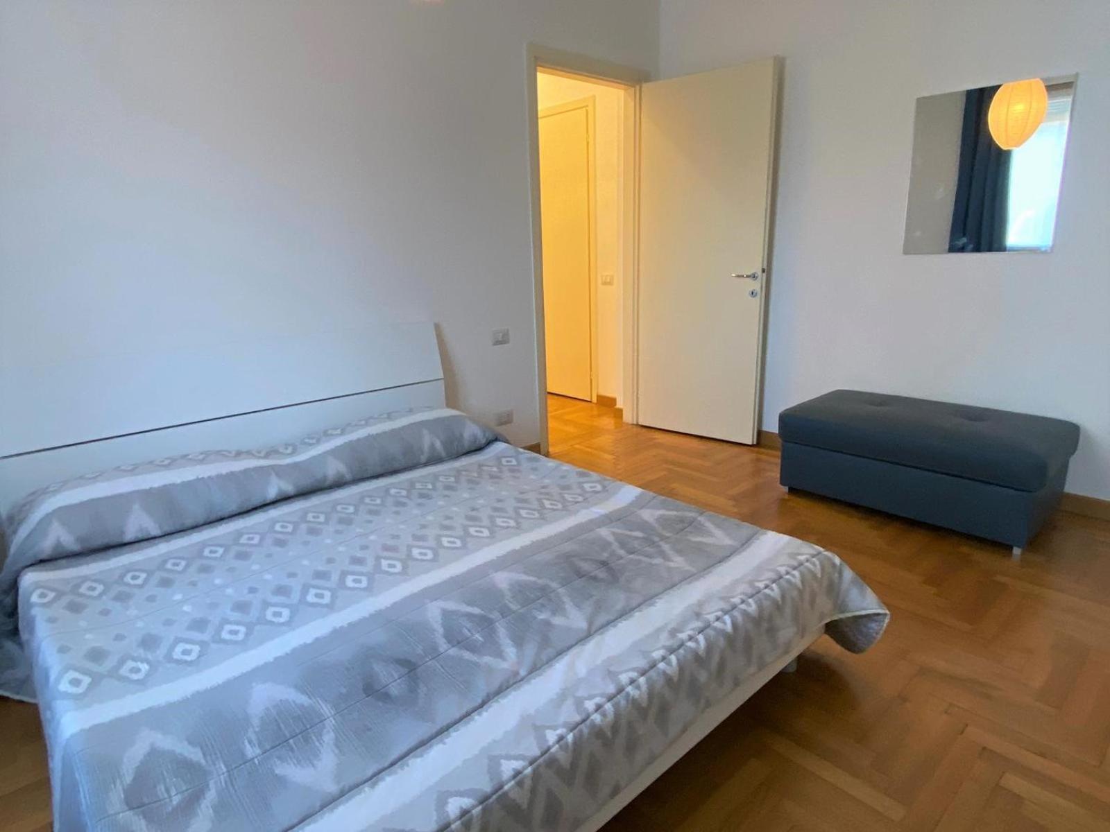 The Little Duck - Modern Apartment With Balcony Комо Екстериор снимка