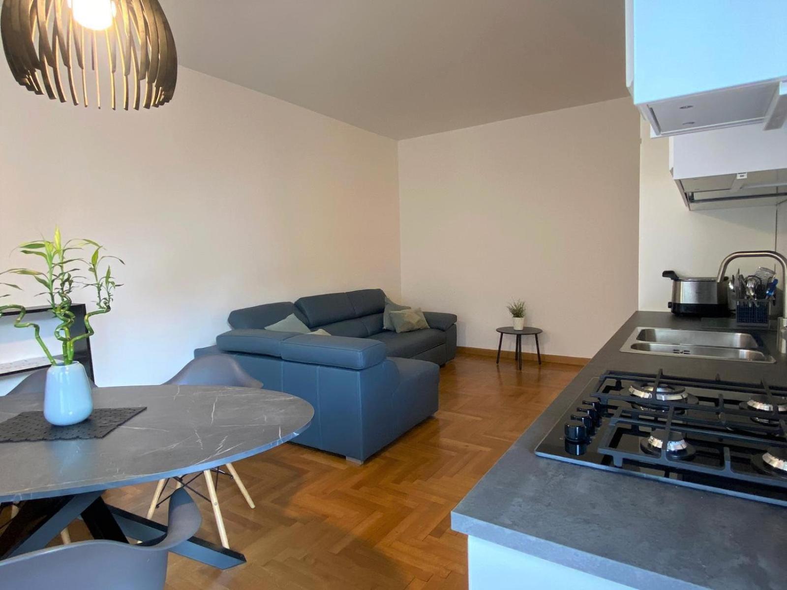 The Little Duck - Modern Apartment With Balcony Комо Екстериор снимка