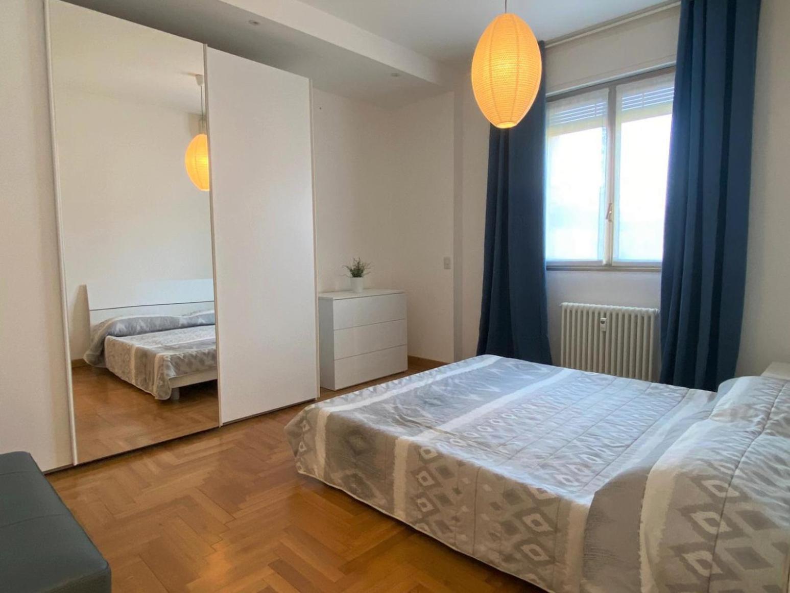 The Little Duck - Modern Apartment With Balcony Комо Екстериор снимка